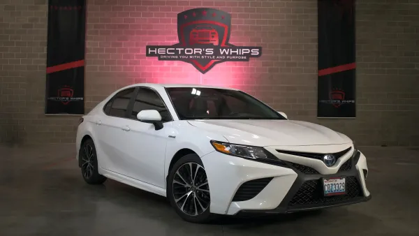 Toyota Camry Hybrid
